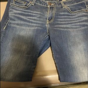Women’s size 30 BKE skinny jeans